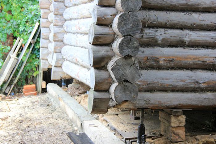 7315 Замена нижних венцов деревянного дома