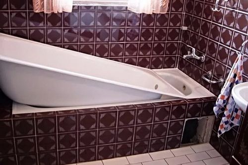 15633 Акриловая вставка (вкладыш) в ванную: описание технологии выполнения установки