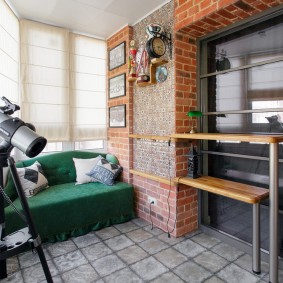 Интерьер балкона в современной квартире
