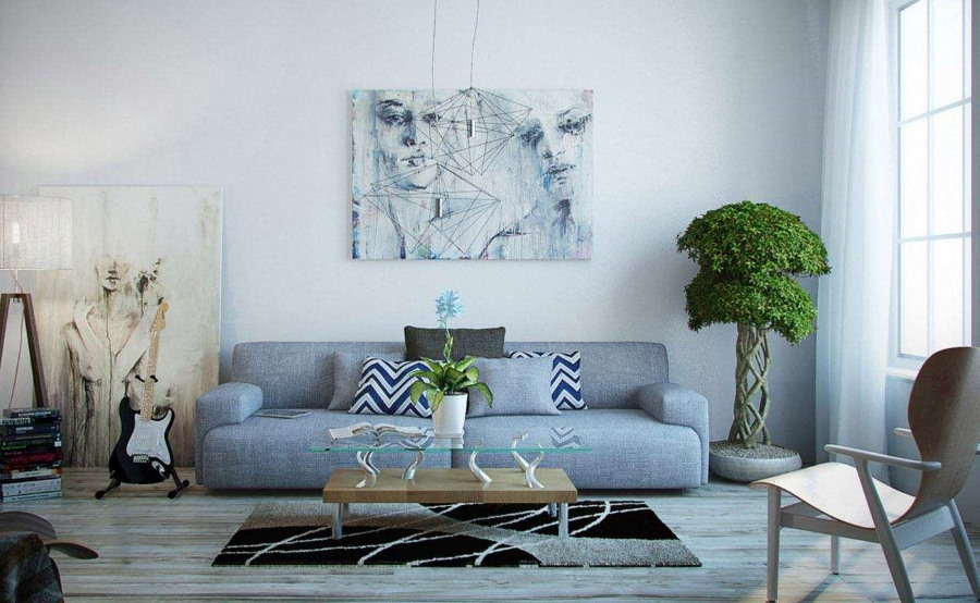 Малозаметная картина над диваном в гостиной