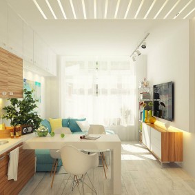 Светлая комната с мебелью в ретро стиле