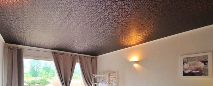 Современные тканевые потолки: выбор материала, преимущества, нюансы монтажа